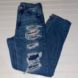 American Eagle Mom Straight Jean 2